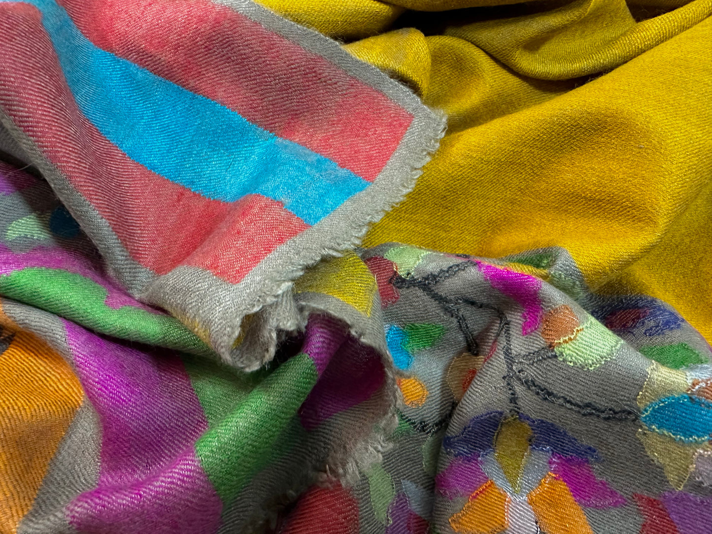 Kani Cashmere Shawl - Reversible