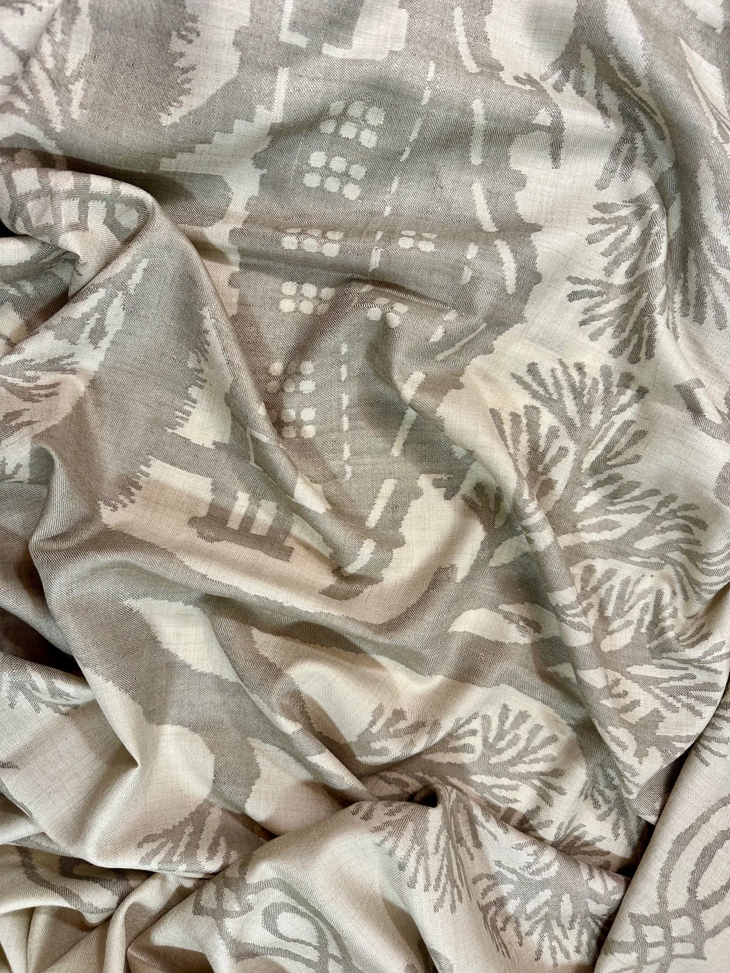 Kani Cashmere Shawl - Swiss Scheerenschnitt